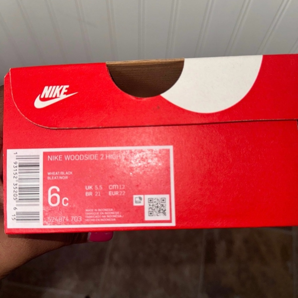 Nike Woodside 2 High Red Box